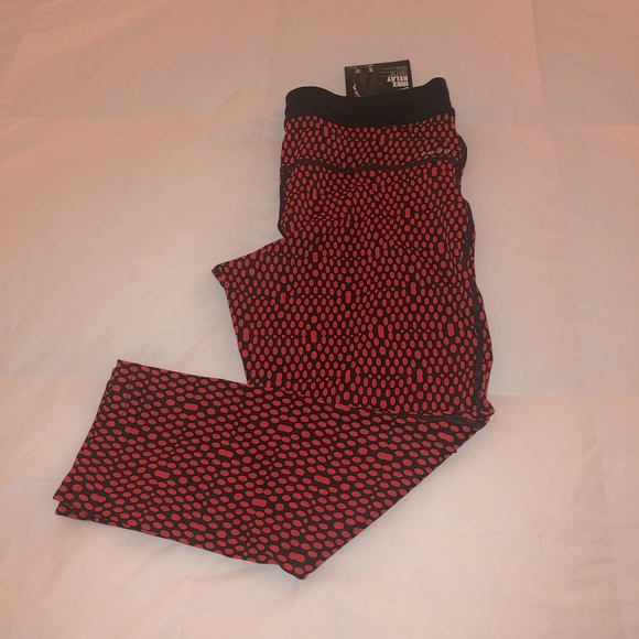 Nike Pants - Nike Crop Leggings